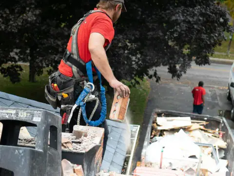 Construction Dumpster Rental Guide: Sizes, Scheduling, and Site Logistics